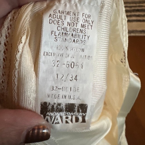 Vintage Full Slip Dress Cream Lace‎ Trim Adjustable Strap Lingerie - Picture 5 of 5